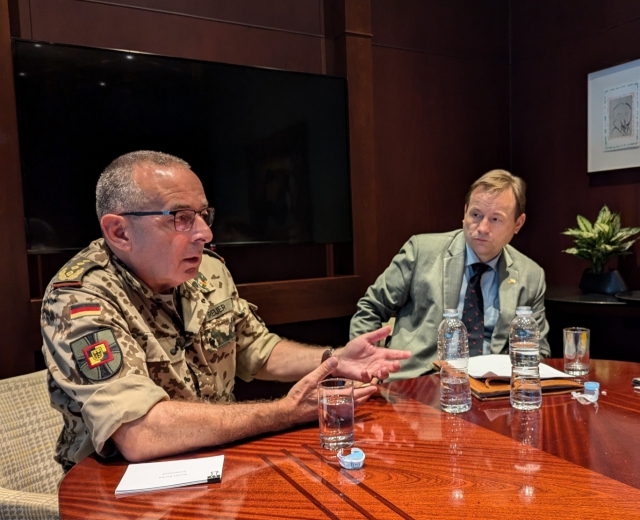 German Chief of Defense Gen. Carsten Breuer (left), and German Ambassador to Korea Georg Schmidt(right) interacts with reporters at Grand Hyatt Seoul in Yongsan-gu, Seoul on Monday. (German Embassy in Seoul)